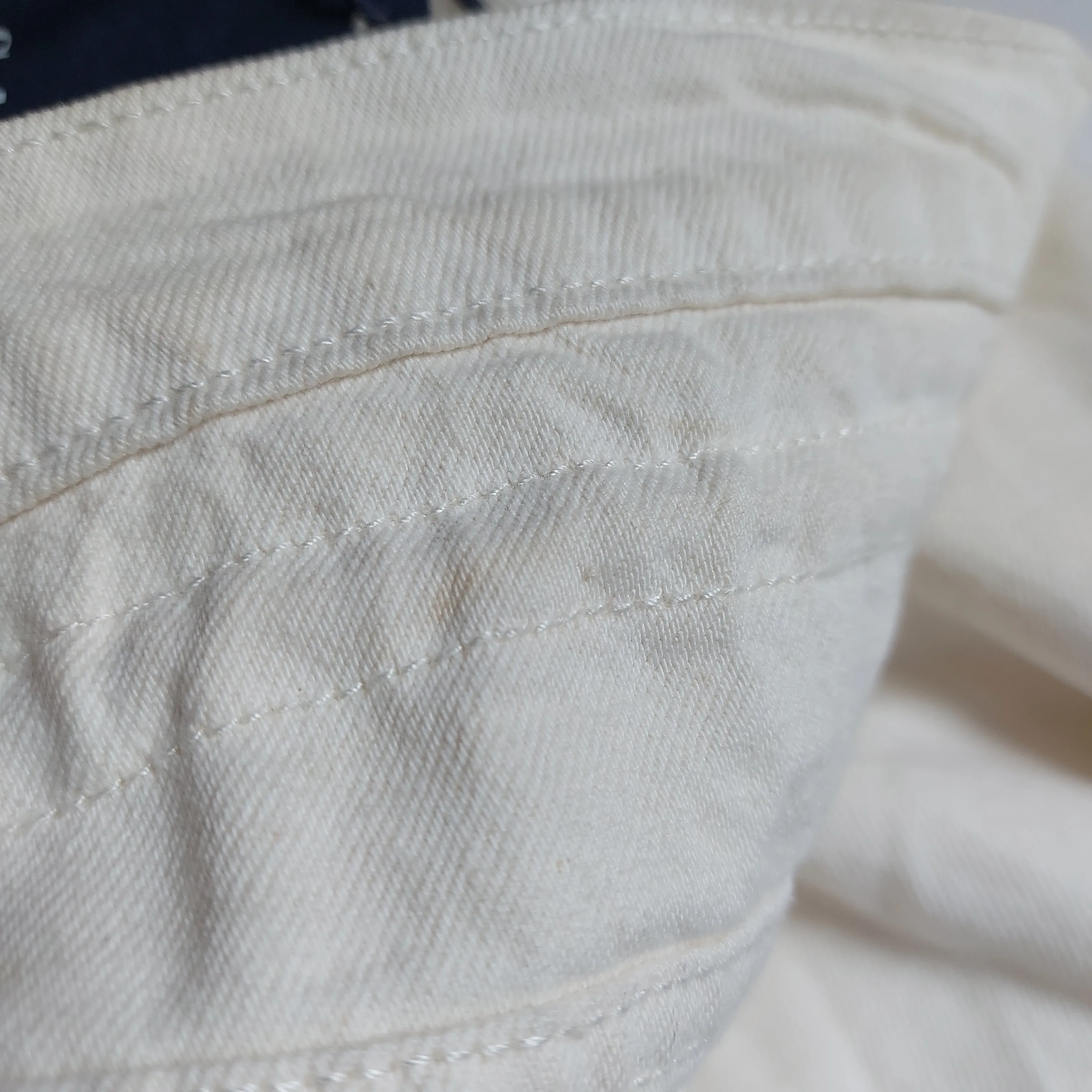 Gap Off White High Waisted Distressed Jeans | Brand New |