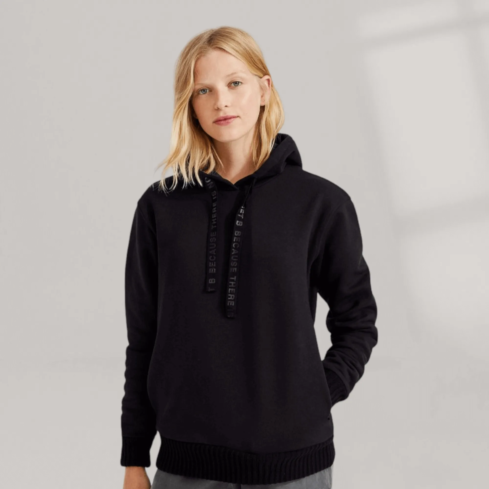 Orelle - Organic Cotton Hoodie - Black | Women's