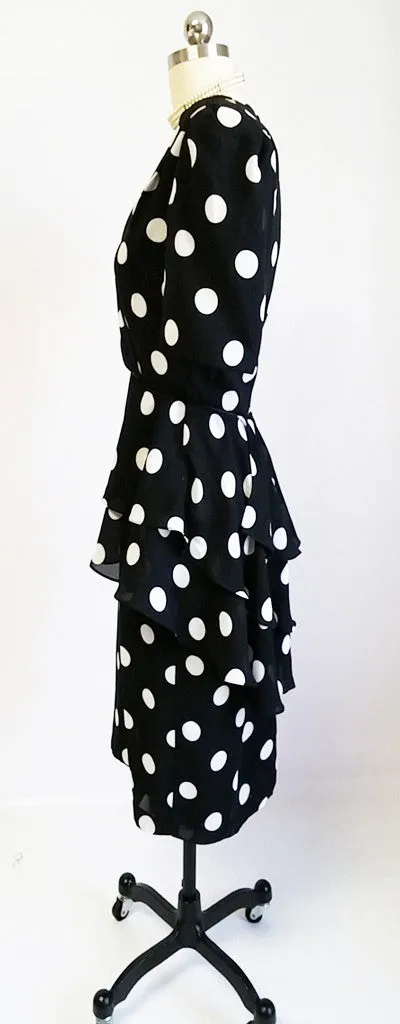 *VINTAGE URSULA BLACK & WHITE DOT FLOUNCE PEPLUM TIERED DRESS